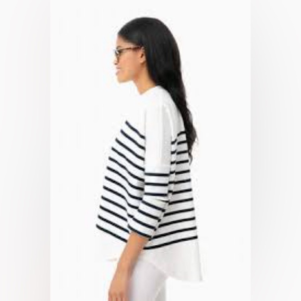 Tuckernuck Pomander Place Striped
Evie Swing Sweatshirt - One Size - Picture 2 of 15